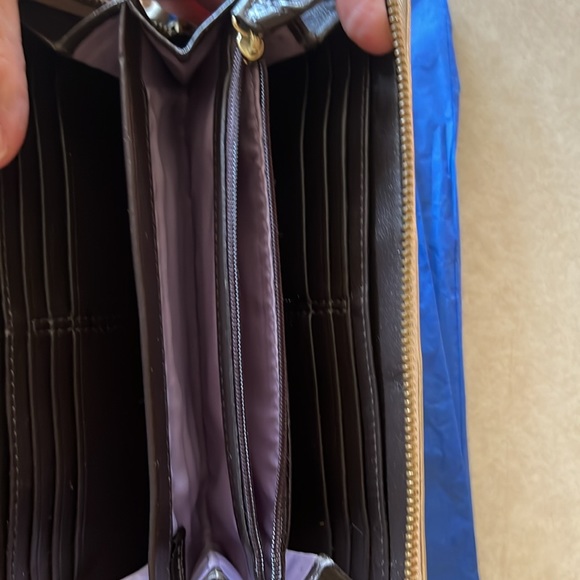 Authentic Coach long wallet - Picture 4 of 4